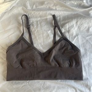 Lululemon ebb to street bra